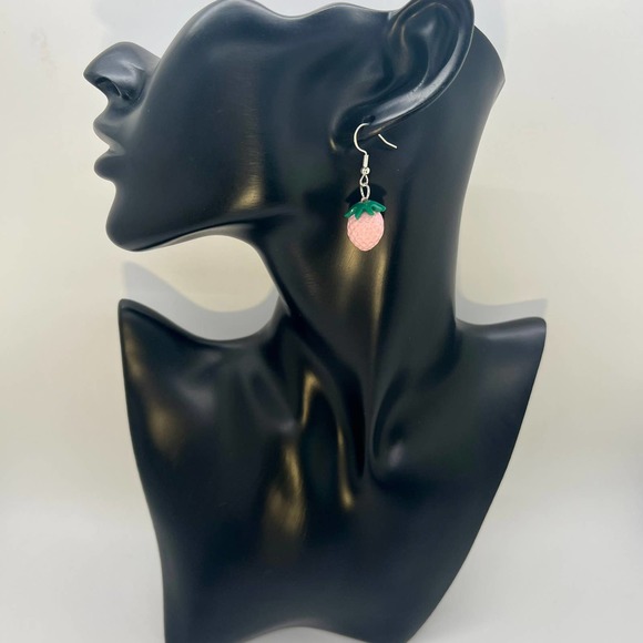 Strawberry Earrings - Pink Strawberries - Fruit Earrings - Food Earrings - Picture 6 of 7